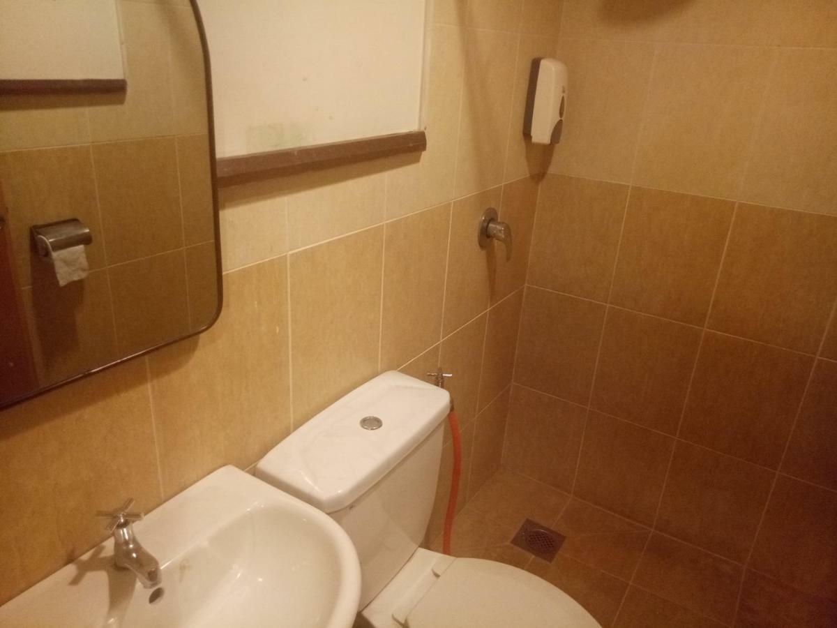 Hotel Sri Sutra Sunway Mentari Петалинг Джая Екстериор снимка